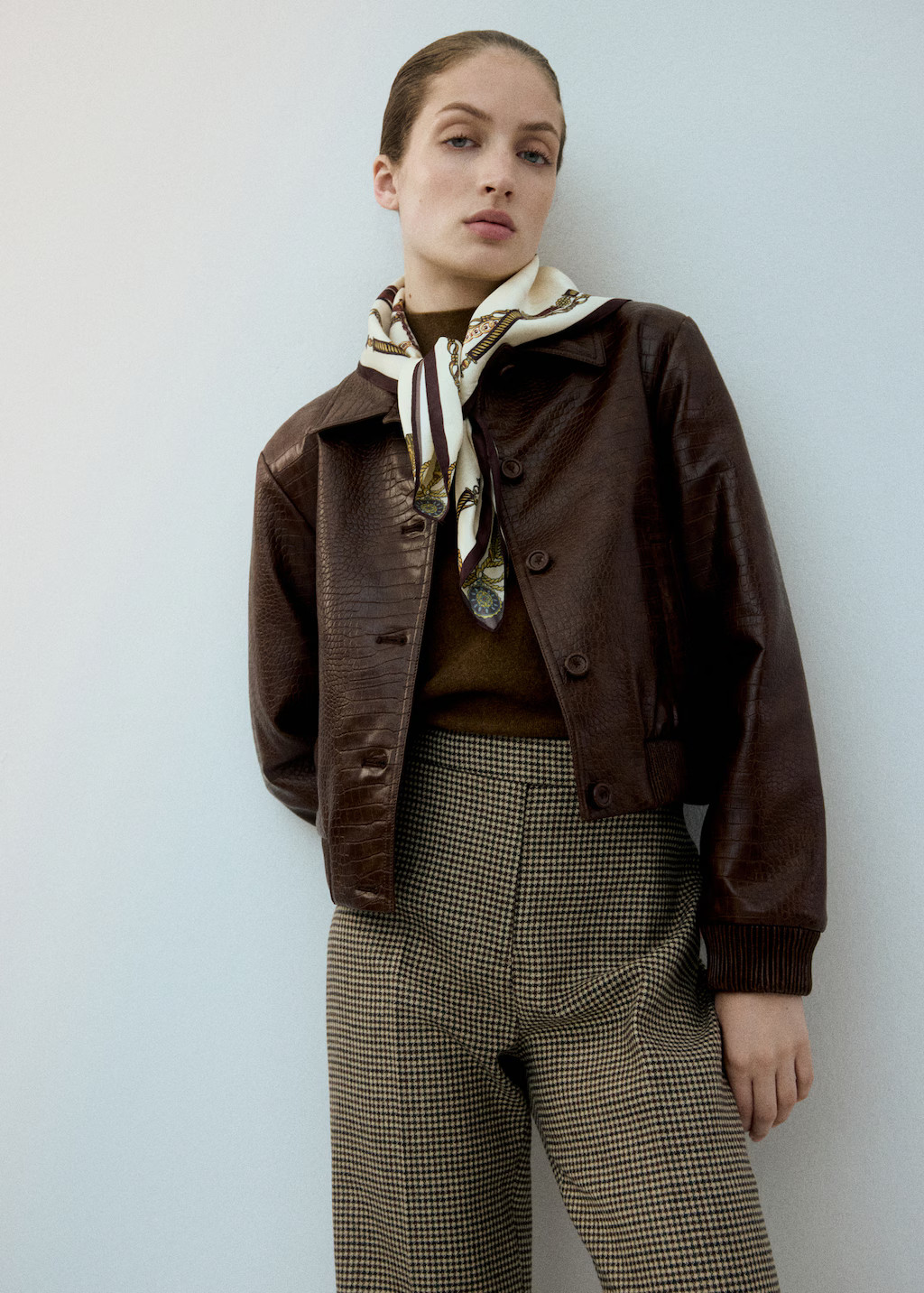 Houndstooth wool-blend trousers | Mango (US/MX/AU)