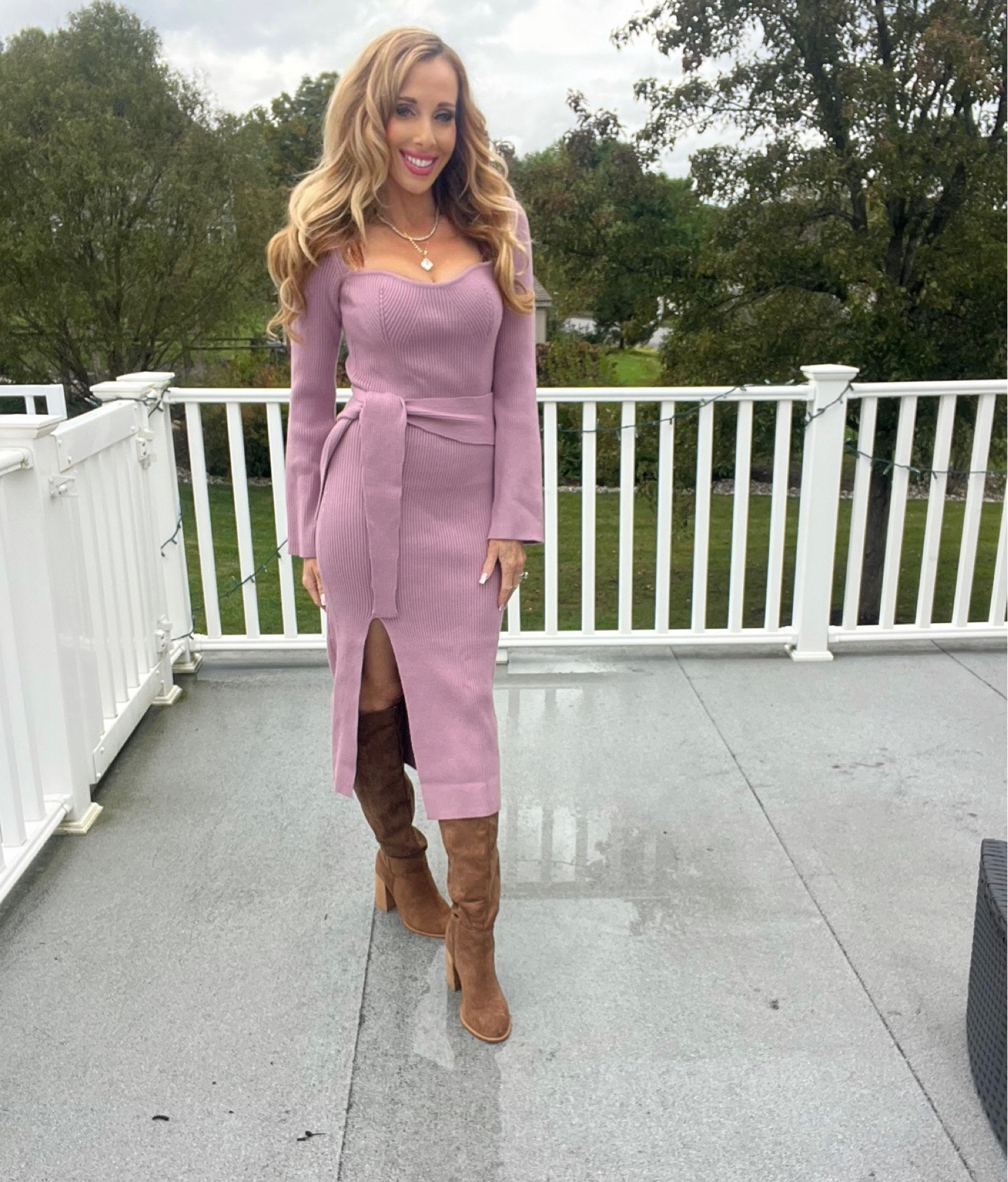 Gorgeous ribbed midi sweater dress ❤️❤️🌺⭐️

#LTKStyleTip #LTKSaleAlert #LTKFindsUnder100