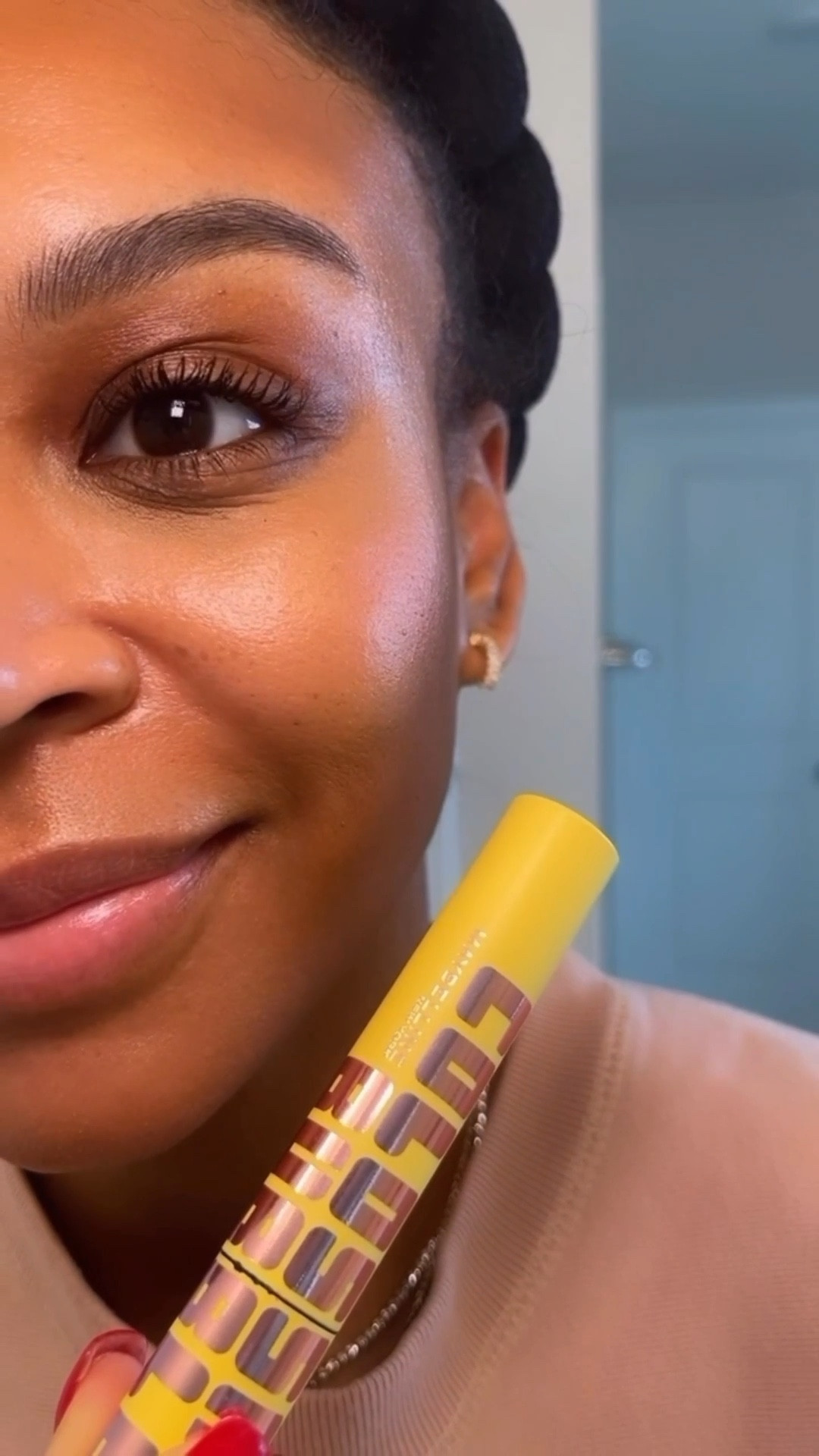 Why this Mascara stays in my stash 💛