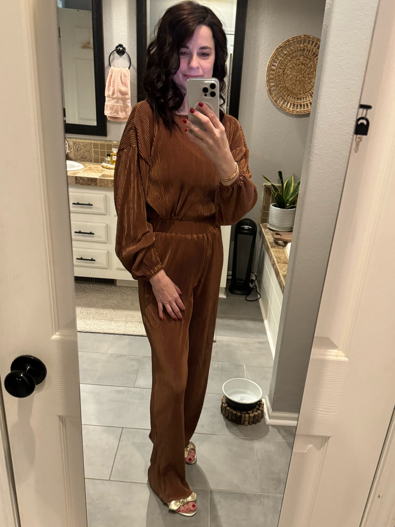 This set from Pink Lily would be perfect for any holiday party!  Comes out of the package wrinkle free, fits with lots of stretch available, and feels amazing on your skin!  I’m wearing a small.

#LTKfindsunder100 #LTKparties #LTKHoliday