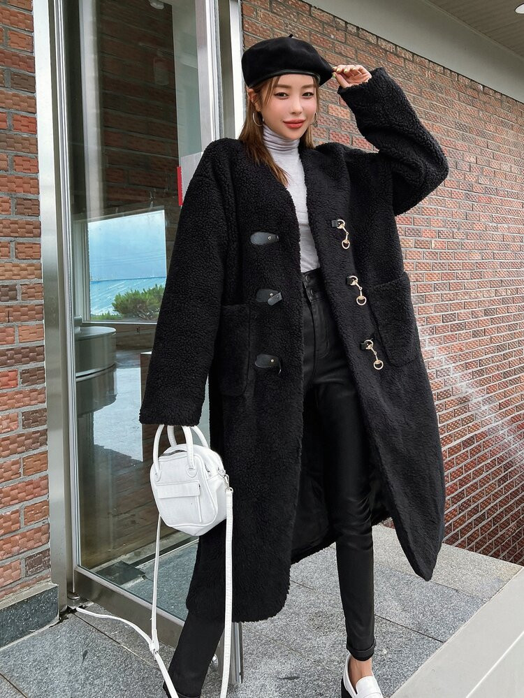 DAZY Solid Dual Pockets Teddy Coat | SHEIN