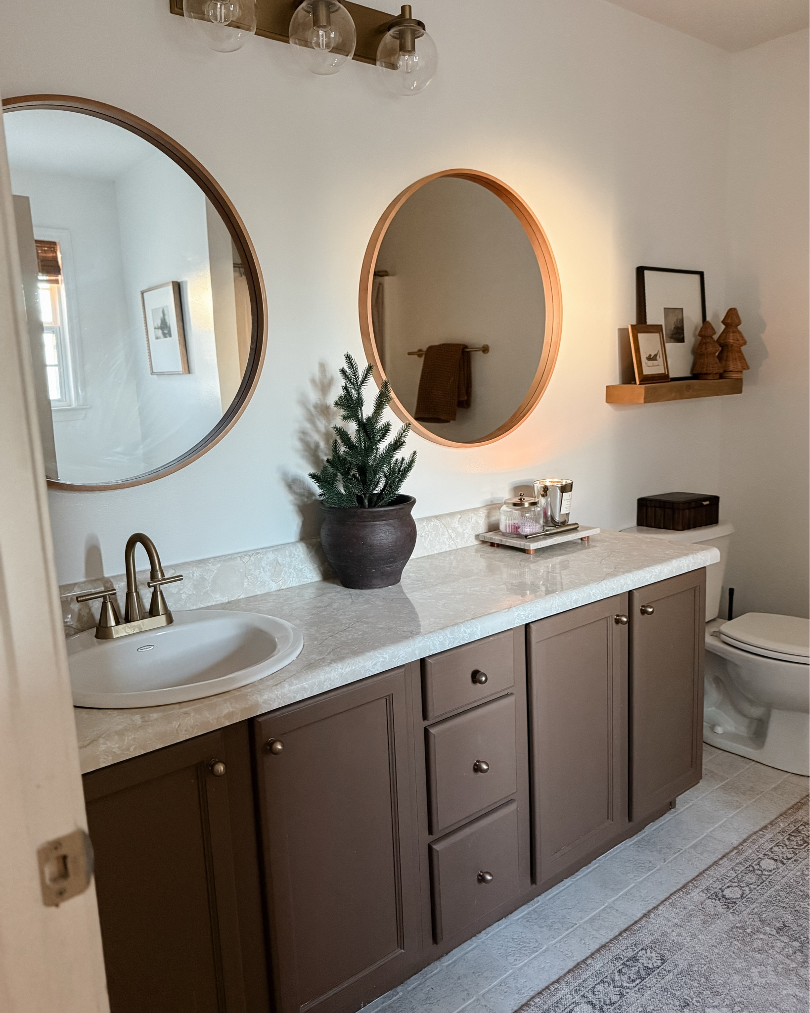 Christmas primary bathroom views 🤎 the marble tray, candle, canister and gold lighter would be the perfect gift idea just put some bath bombs into the canister!

#LTKHoliday #LTKHome #LTKGiftGuide