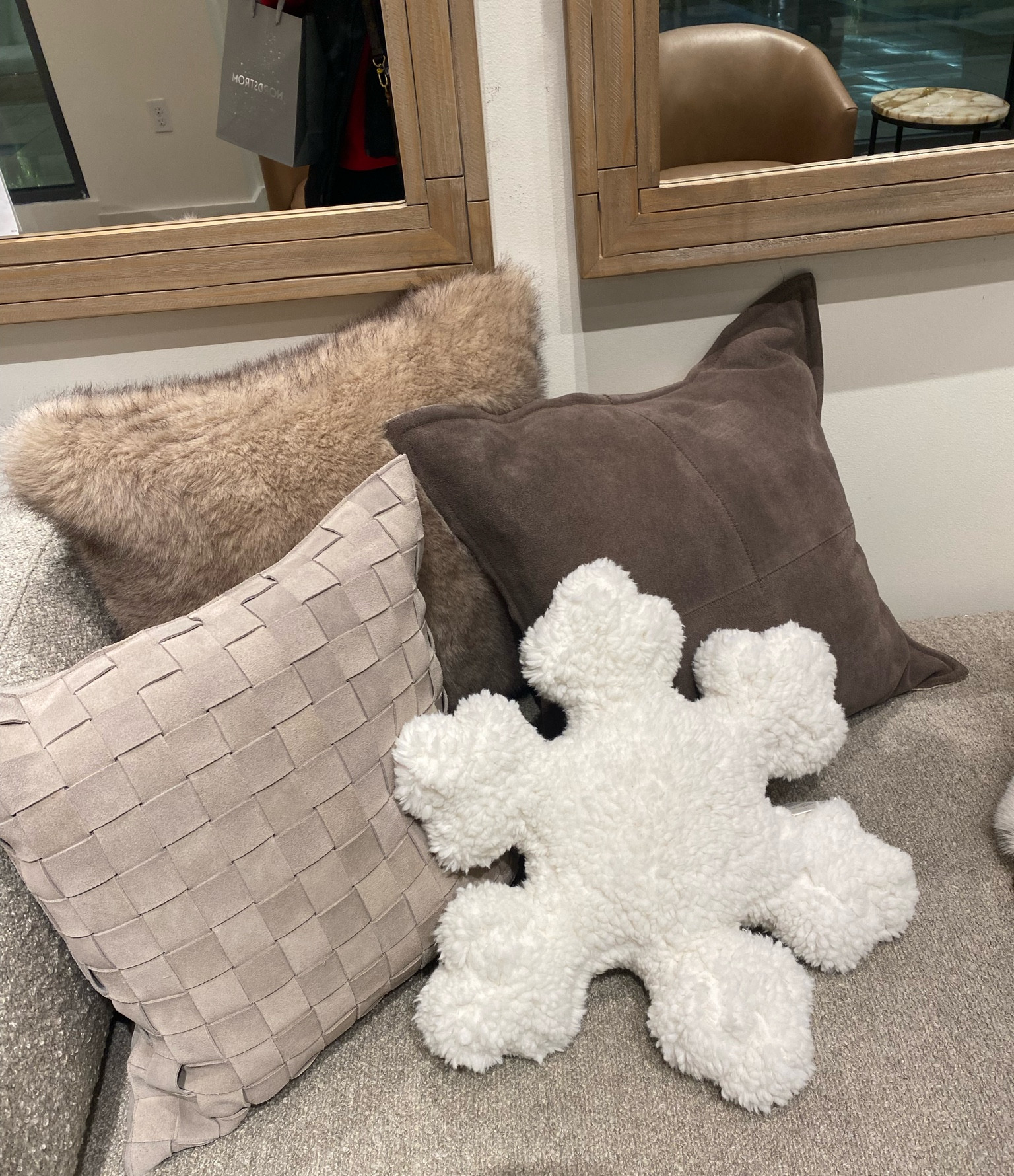 Pottery Barn, neutral home, holiday decor, Christmas

#LTKSeasonal #LTKhome