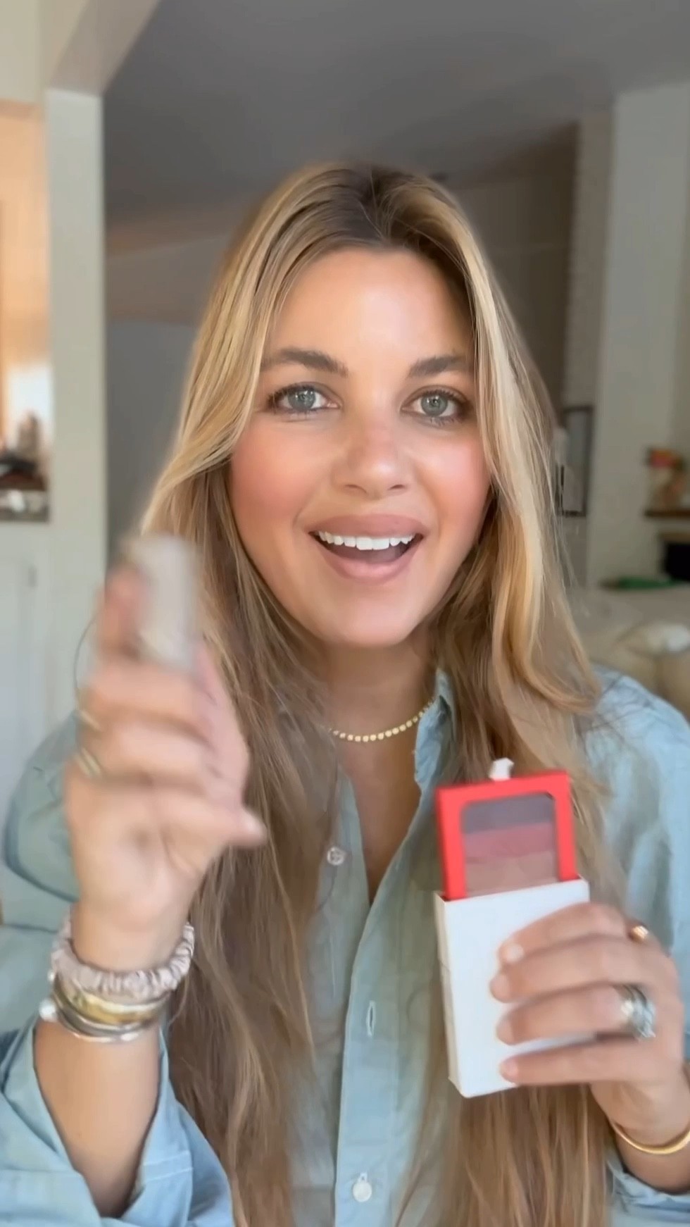 La bouche rouge, French makeup, refillable makeup, effortless makeup look

A fresh makeup look featuring a gorgeous French beauty line. 💄


#LTKunder50 #LTKunder100 #LTKSeasonal