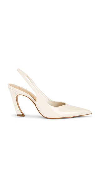 Schutz Lexi Mid Slingback Pump in White. - size 6.5 | Revolve Clothing (Global)