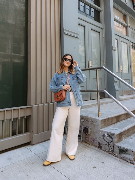 Today’s outfit! It was the most perfect spring day in NYC!

Denim jacket
White jeans
Striped tee
Adidas samba sneakers 



#LTKSeasonal #LTKfindsunder100