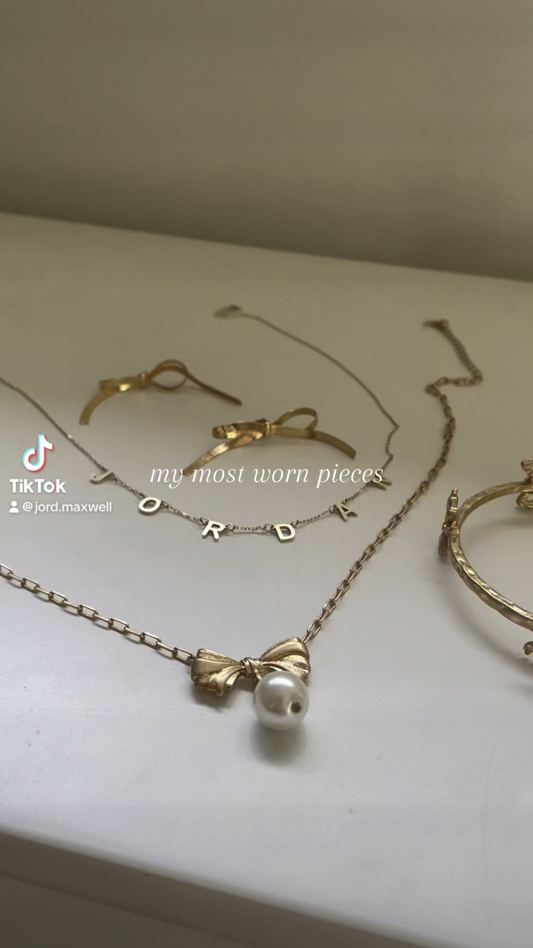 My pieces came from a small shop in Michigan called The Found Cottage! But I’ve linked some similar options! 

#LTKGiftGuide #LTKfindsunder50