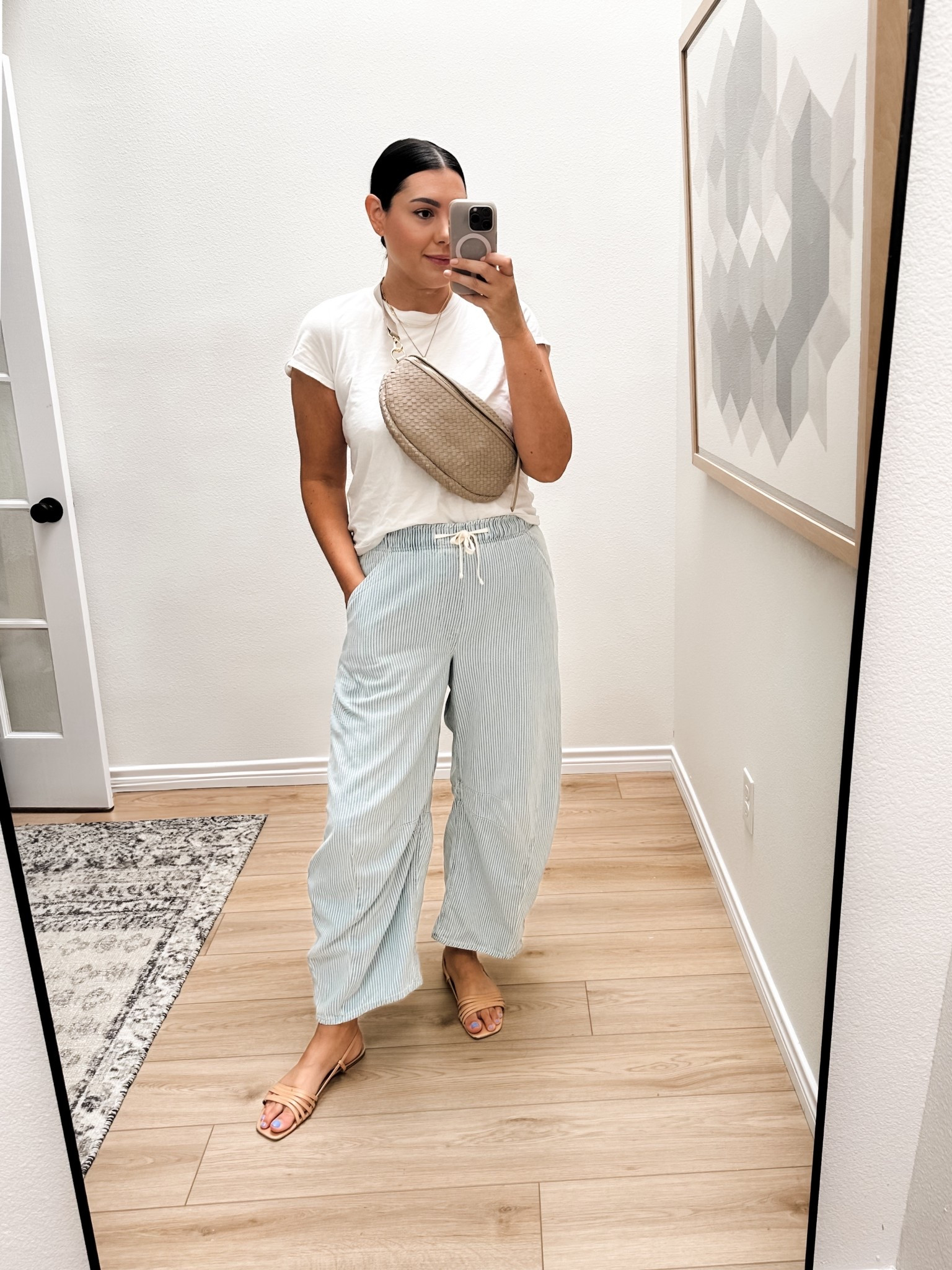 I’m in the medium of the pants and they’re 40% off right now! They’re a generous fit.

I’m in the medium of the tee. TTS. Also 40% off!

#LTKMidsize #LTKFindsUnder100 #LTKFindsUnder50