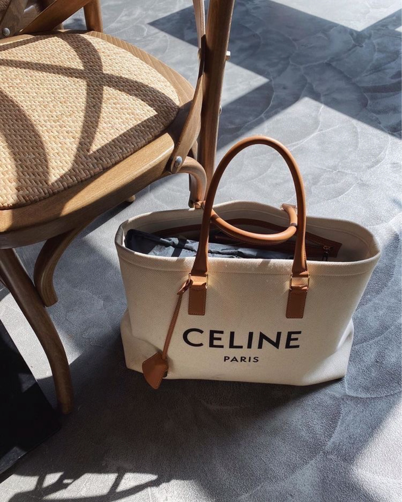Luxury Celine tote bag - Dhagte🫶🏼

#LTKGiftGuide #LTKItBag #LTKStyleTip
