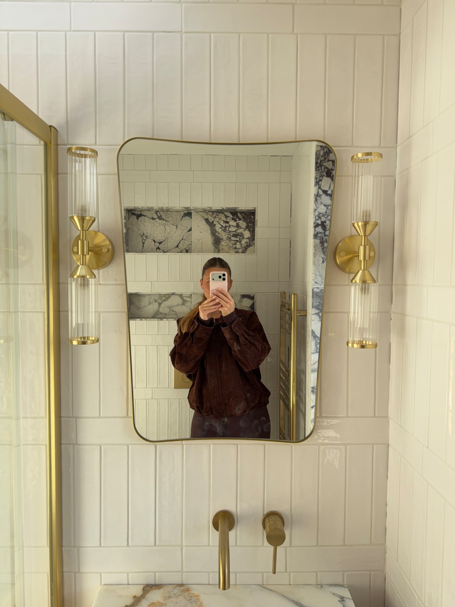 En suite mirror and wall lights 💫✨