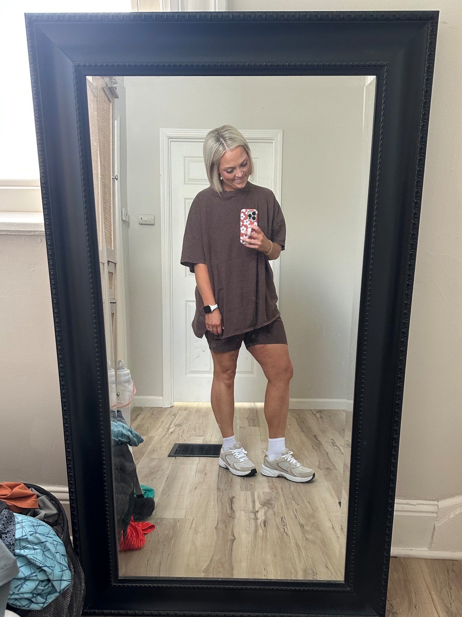 a go-to mom uniform for me! cute, comfy, and functional!

#LTKFindsUnder50 #LTKStyleTip