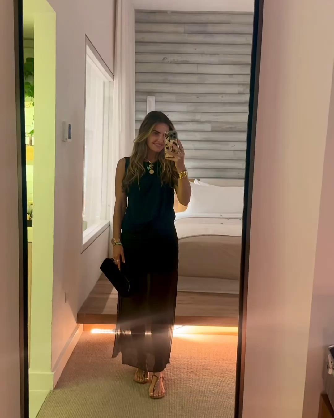 night 1 south beach off to dinner at carpaccio (the best meal for real 🤤) & drinks at the 4 seasons afterwards🖤

shop my chic blouse, skirt & rest of my look!

#LTKTravel #LTKSaleAlert #LTKdayinmylife