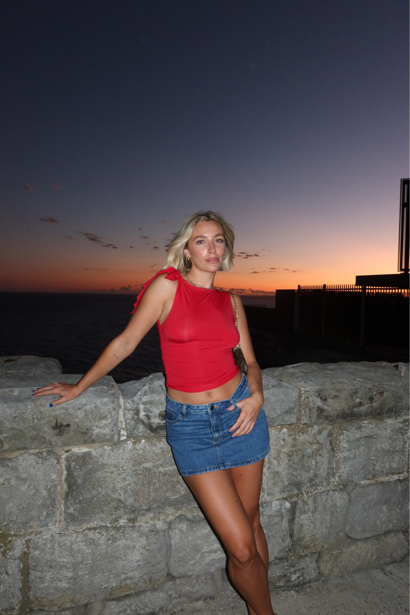 Wearing an XS top & size 8 skirt 