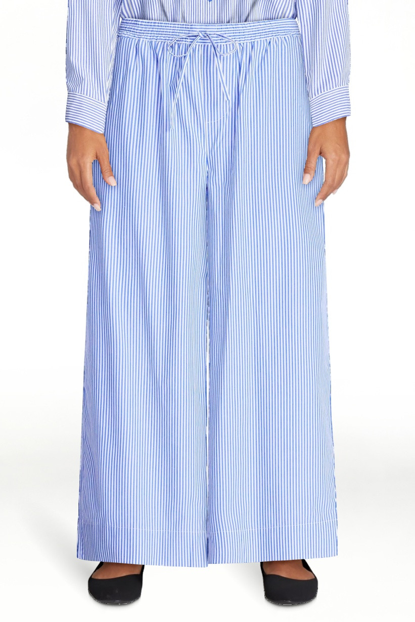 Free Assembly Women's and Women's Plus Cotton Poplin Cropped Wide Leg Pants, 26" Inseam, Sizes XS... | Walmart (US)