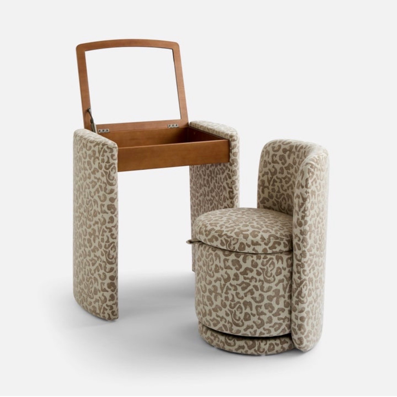 Gorg leopard vanity!!

#LTKuk #LTKgiftguide #LTKhome