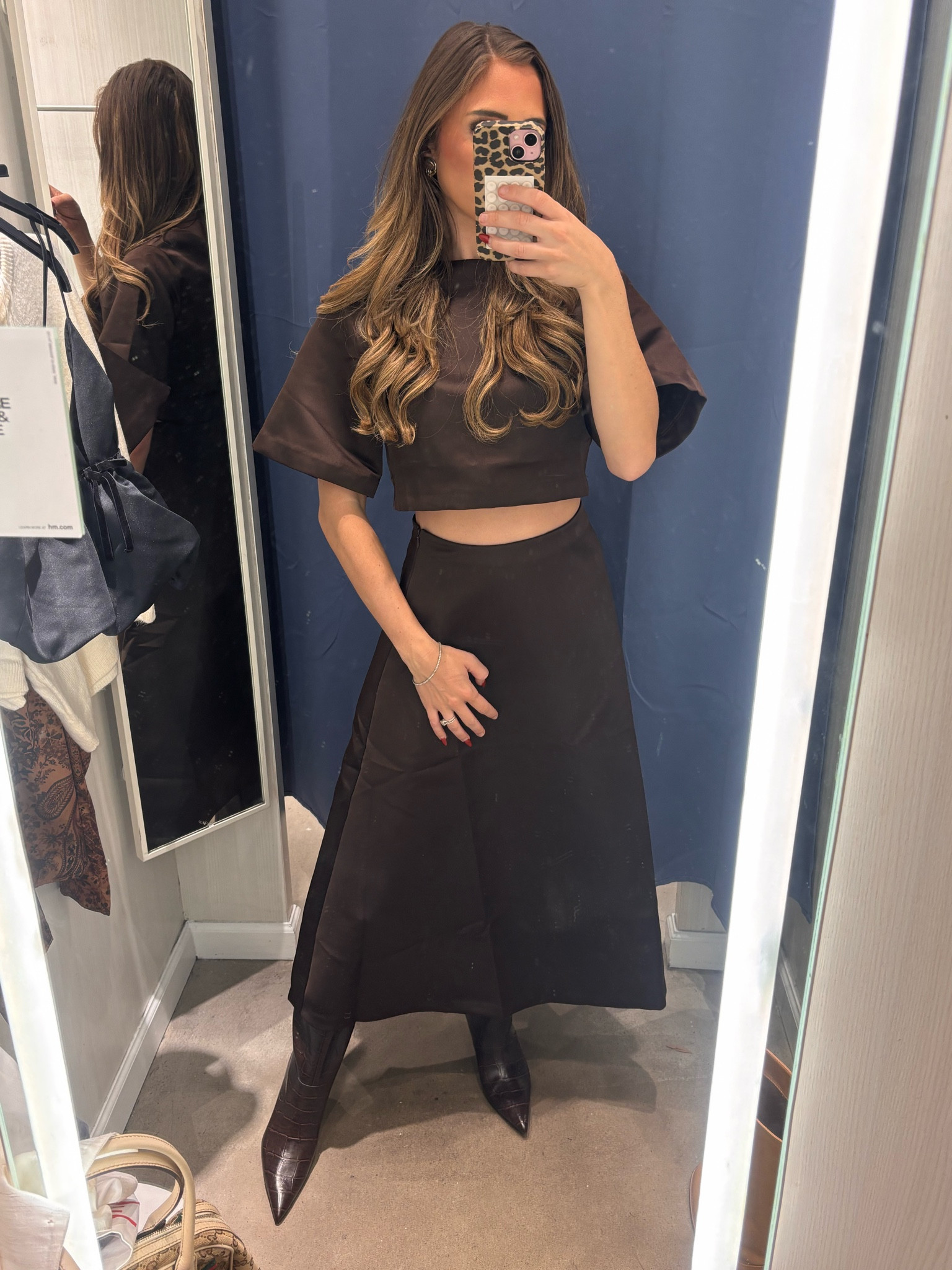 the most perfect fall satin set!!! 

#LTKSeasonal #LTKbeauty #LTKstyletip