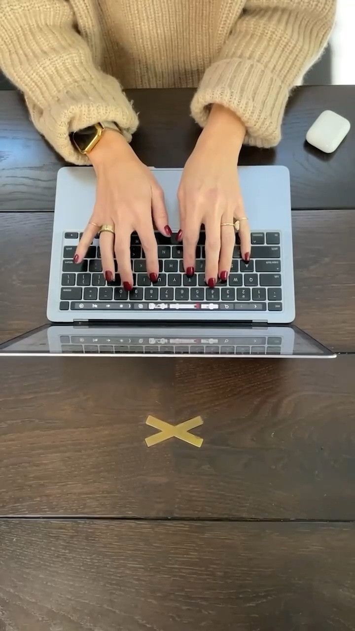 Jen’s Current Tech Products ✨

#LTKtravel #LTKhome #LTKunder100