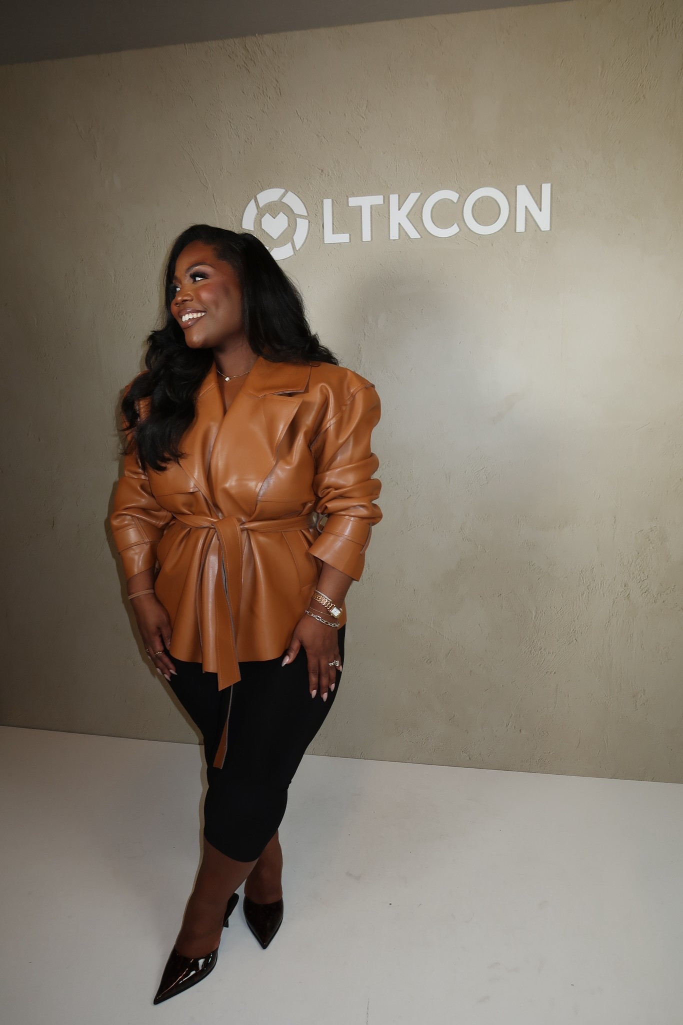 Everything I wore at LTKCON.

#LTKMidsize #LTKCon #LTKPetite