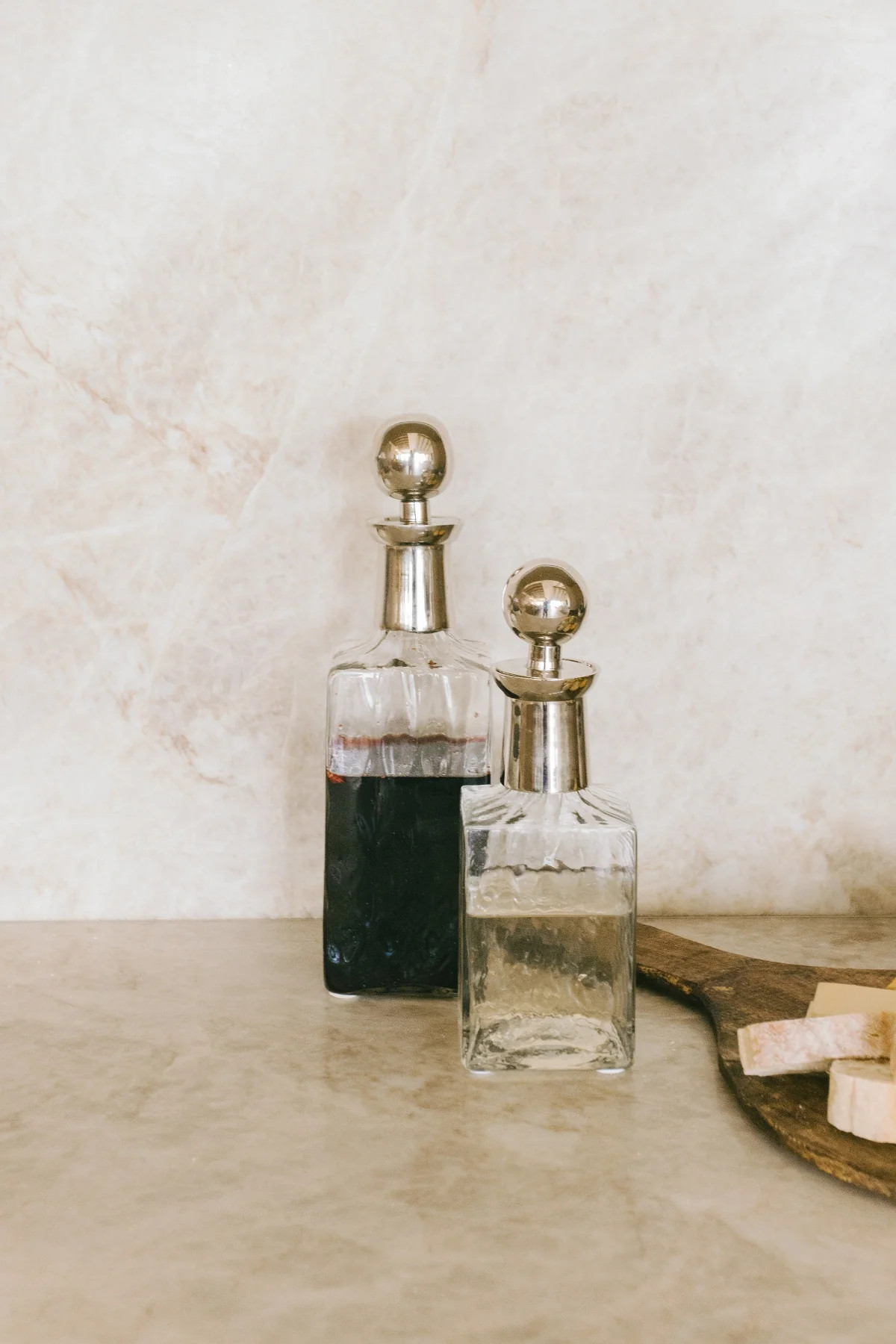 Rippled Glass Decanter with Metal Stopper - 2 Sizes | THELIFESTYLEDCO