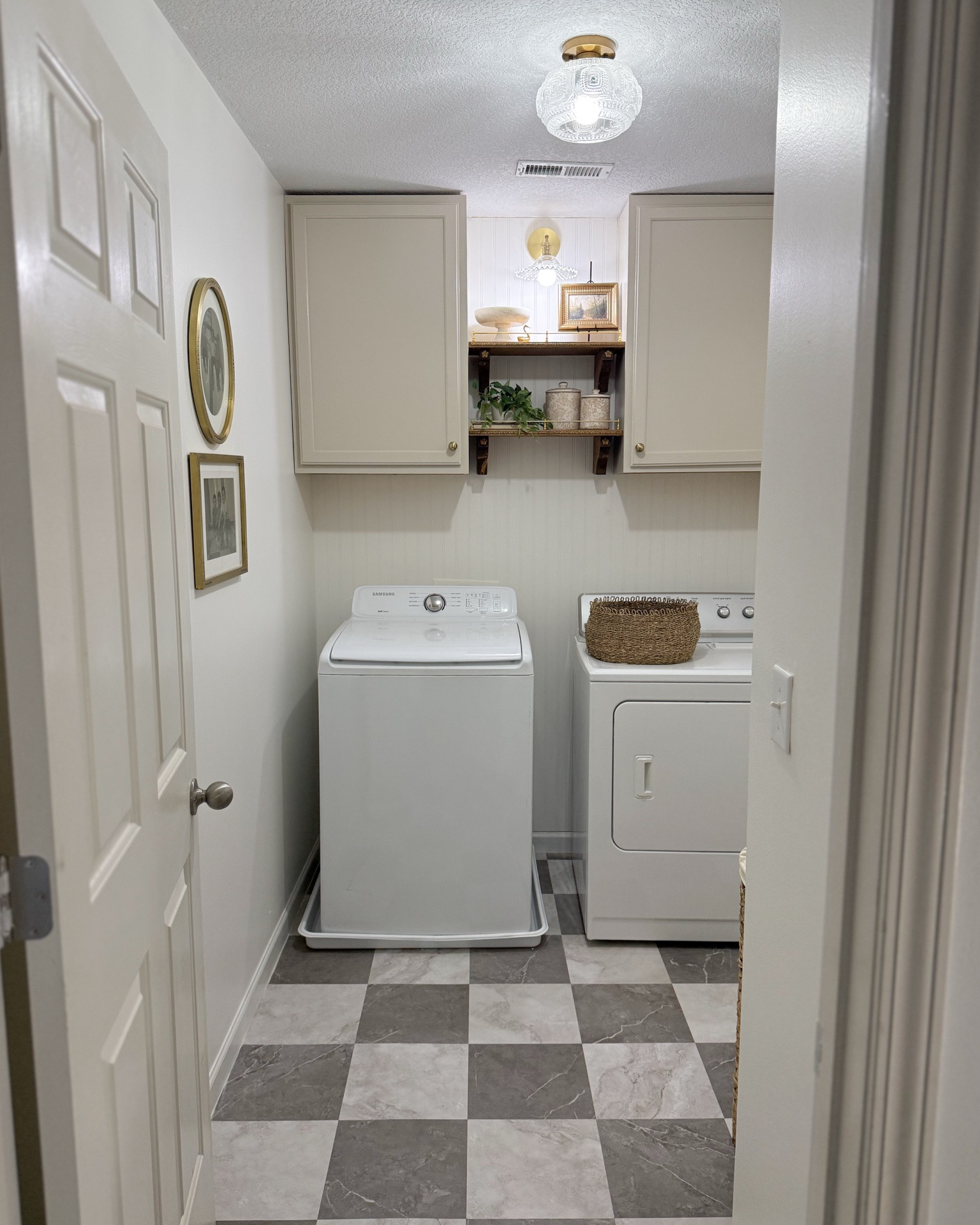Laundry room on a budget 🤍

#LTKSaleAlert #LTKHome #LTKSeasonal