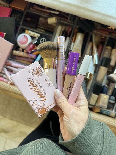use code FAM30 for 30% sitewide for tarte’s friends and family sale!