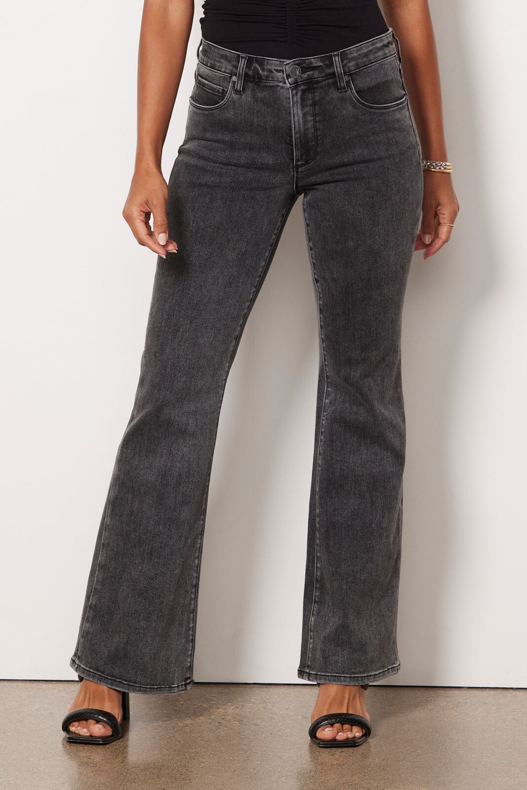 KUT FROM THE KLOTH Ana High Rise Flare Jean | EVEREVE | Evereve