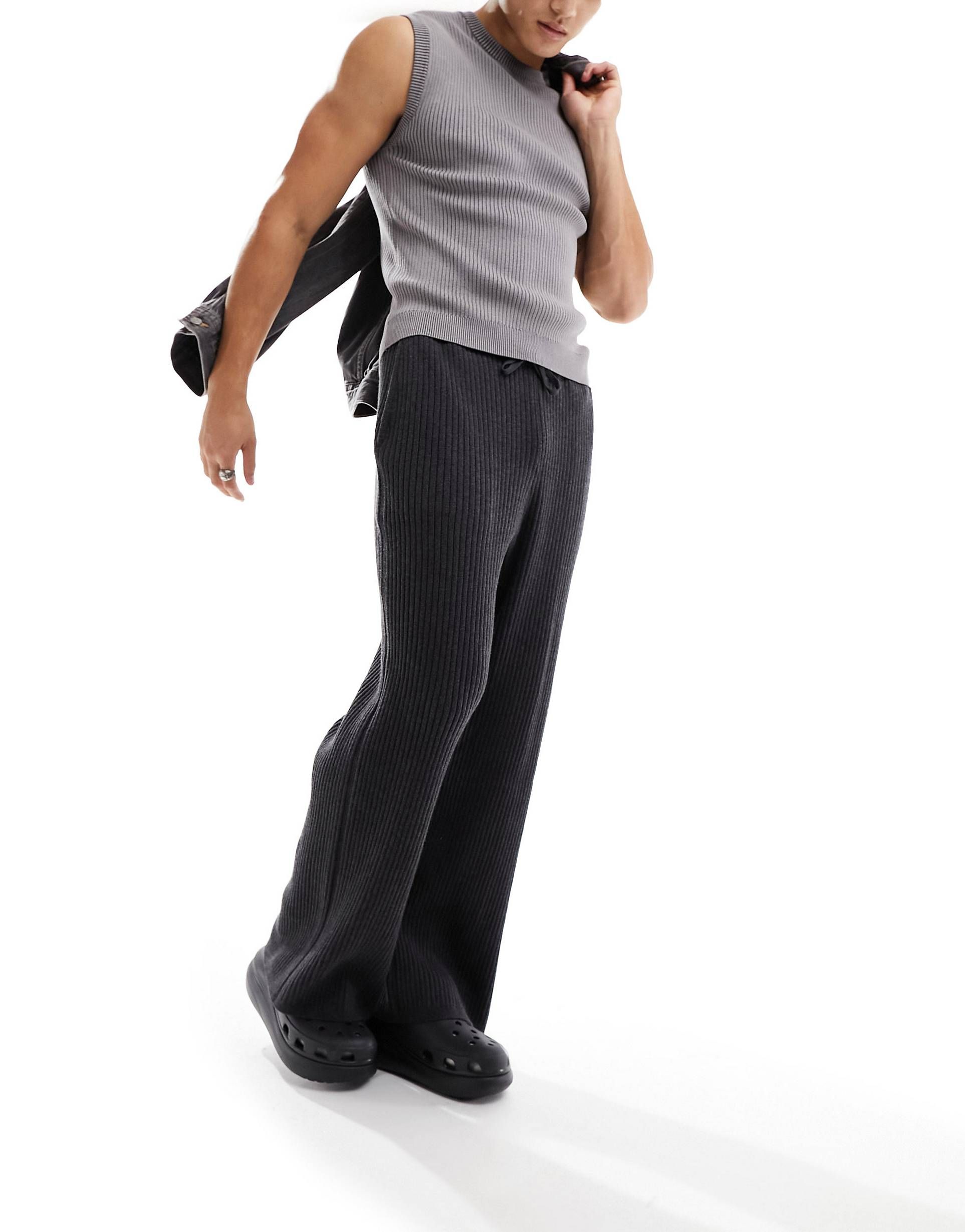 Weekday Darwin loose fit knitted trousers in dark grey melange | ASOS (Global)