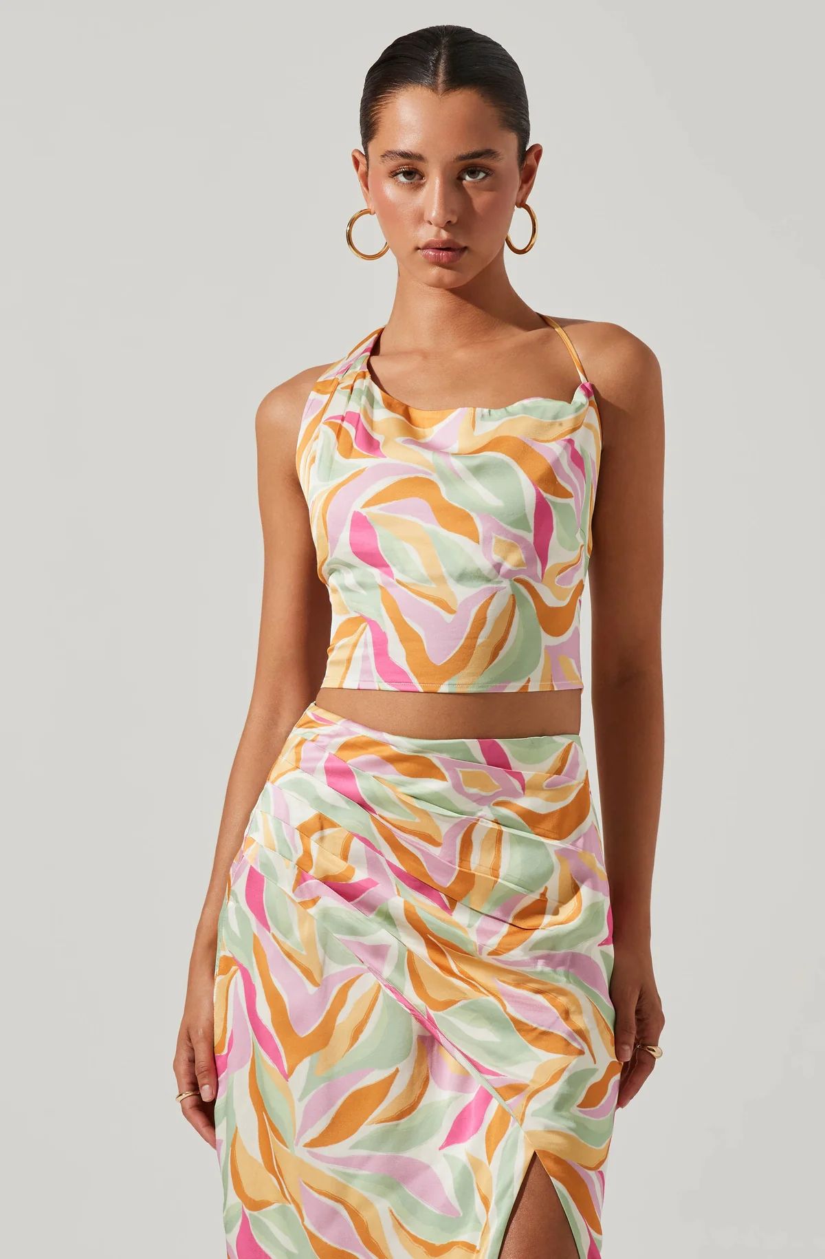 Triana Abstract Print Halter Crop Top | ASTR The Label (US)