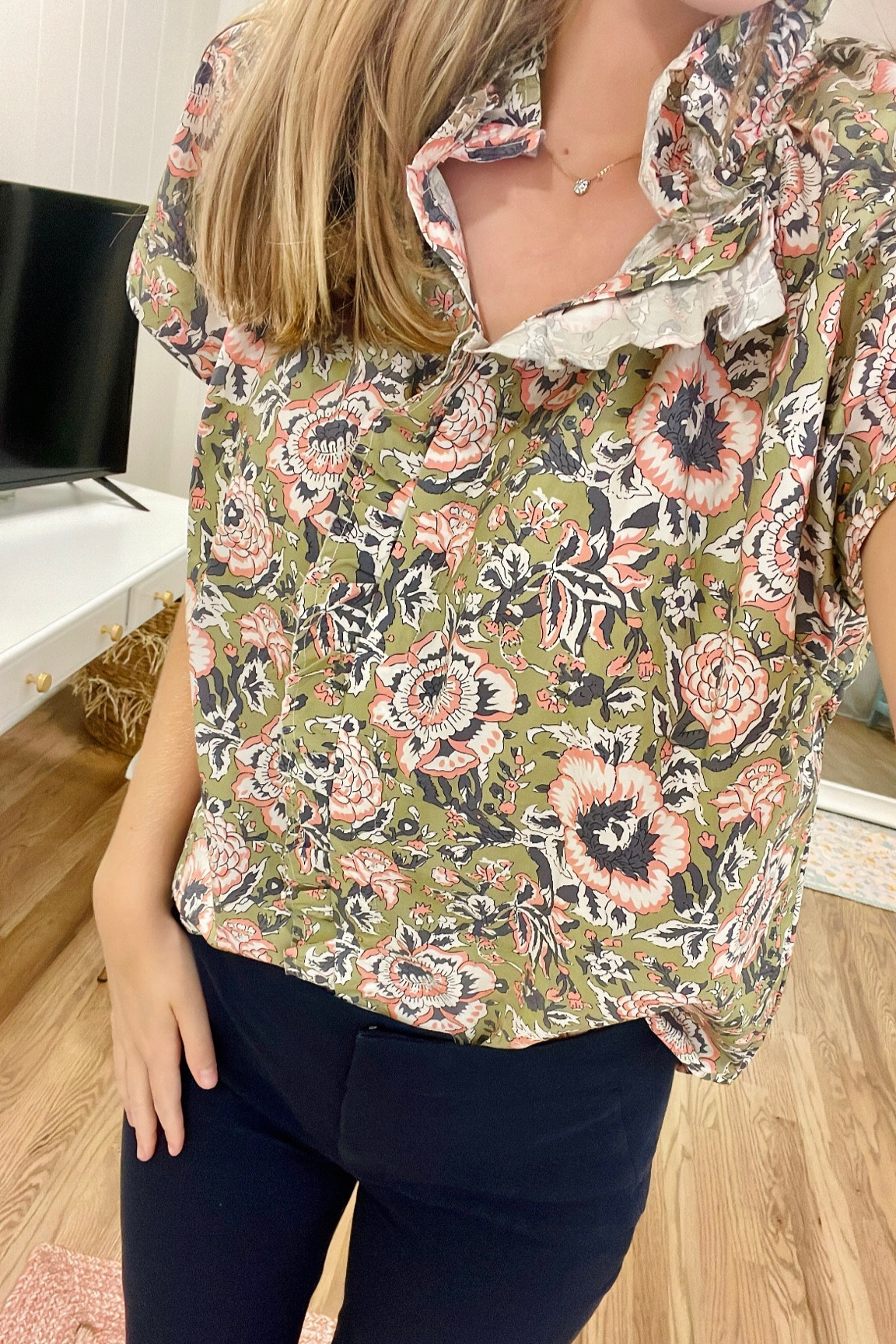 We are Sunday’s work top is sold out but found some similar!!! Wearing size M 🤍

#LTKstyletip #LTKworkwear