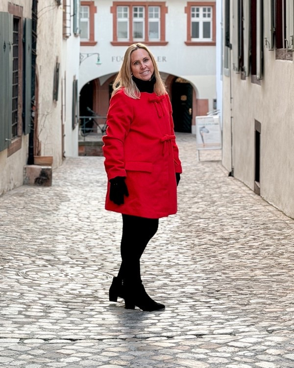 European Christmas Market 2025 favorite outfit 🎄❤️ 

#LTKootd #LTKGiftGuide #LTKHoliday