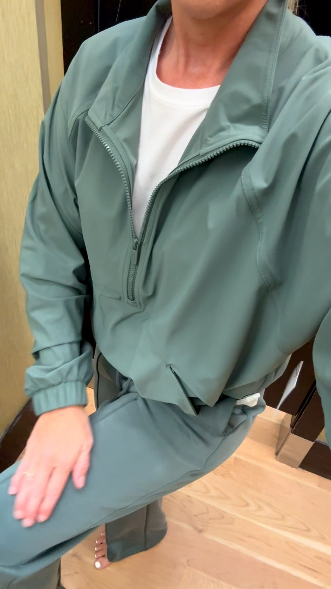 #kohlspartner #ad I can’t get over how amazing these athletic pieces by FLX at Kohl’s look and feel. The pants even come in short and long. The half zip jacket has high quality zippers and seems way more expensive than it is. I’m wearing a medium in both the top and bottom. 

#kohls @kohls #liketkit @Shop.LTK #kohlsfinds 


#LTKfitnessgoals #LTKdayinmylife #LTKOver40