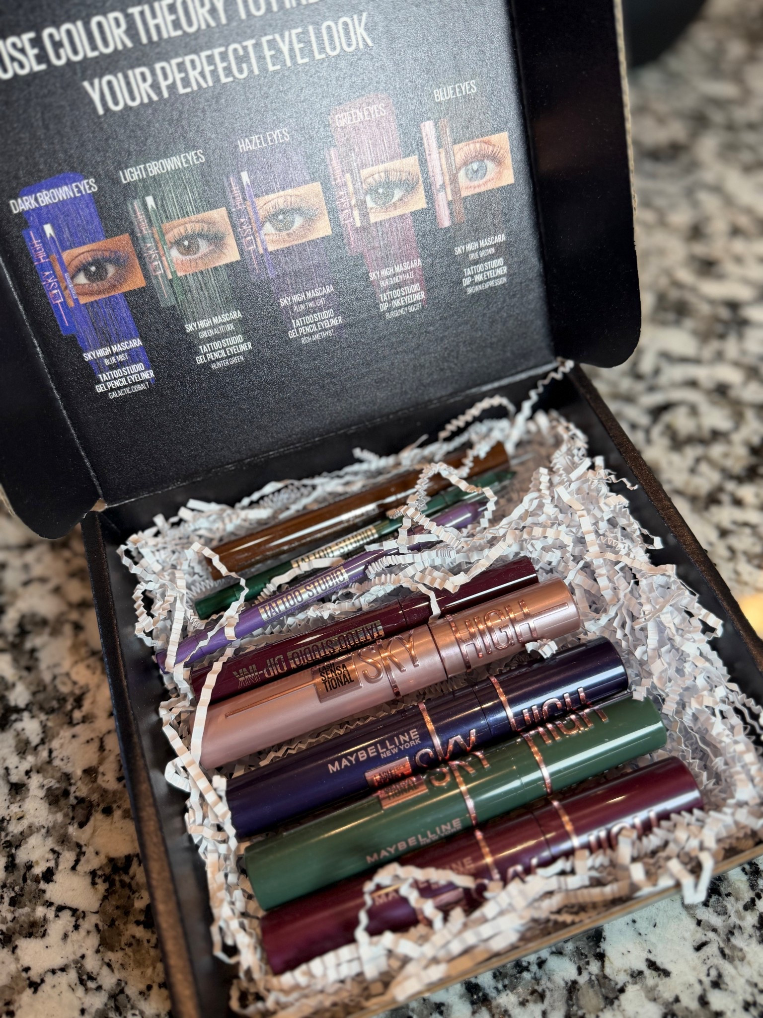 Perfect sticking stuffers for my makeup lovers!

Sky High Mascara & Liner Duo from Maybelline 

The selection is everything & perfect for my makeup lovers who go crazy for vibrant eye looks 😍

#LTKHoliday #LTKBeauty #LTKGiftGuide