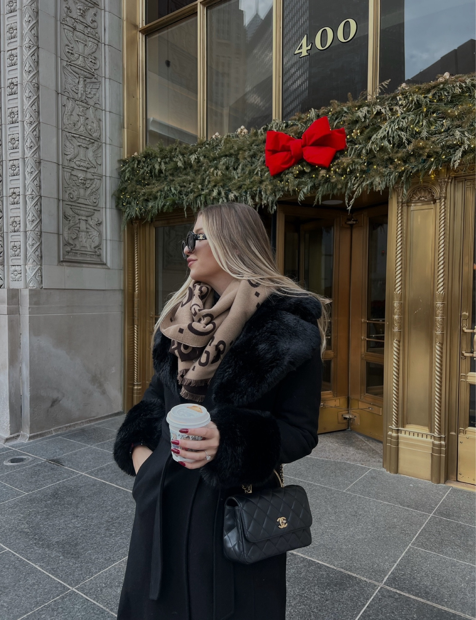 Christmas season in Chicago 🎄❄️

#winter #wintercoat #christmasseason #winterfav 

#LTKSeasonal #LTKU #LTKStyleTip
