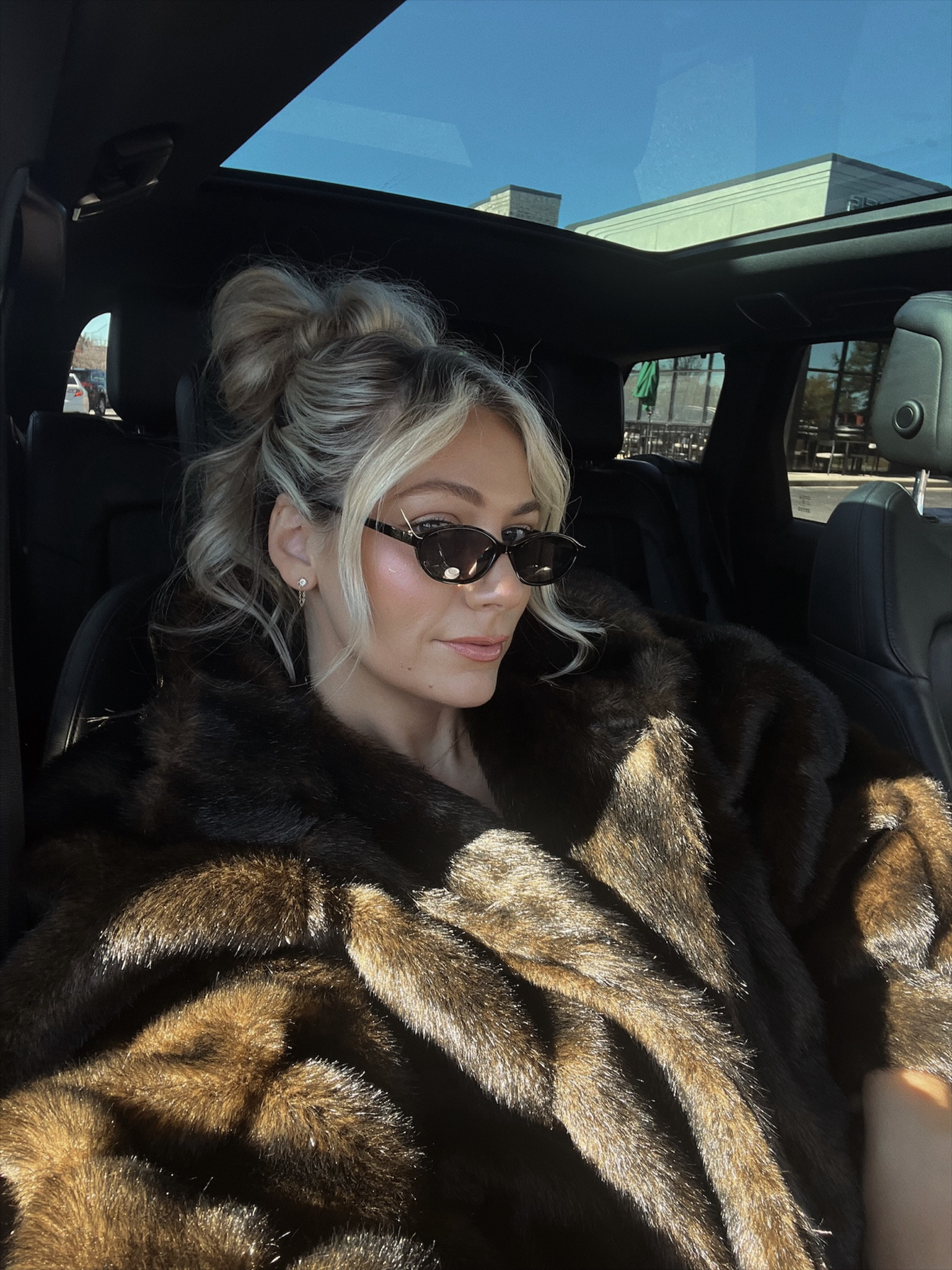 Amazon sunnies 🕶️

Currently on sale $11.99



#LTKGiftGuide #LTKStyleTip