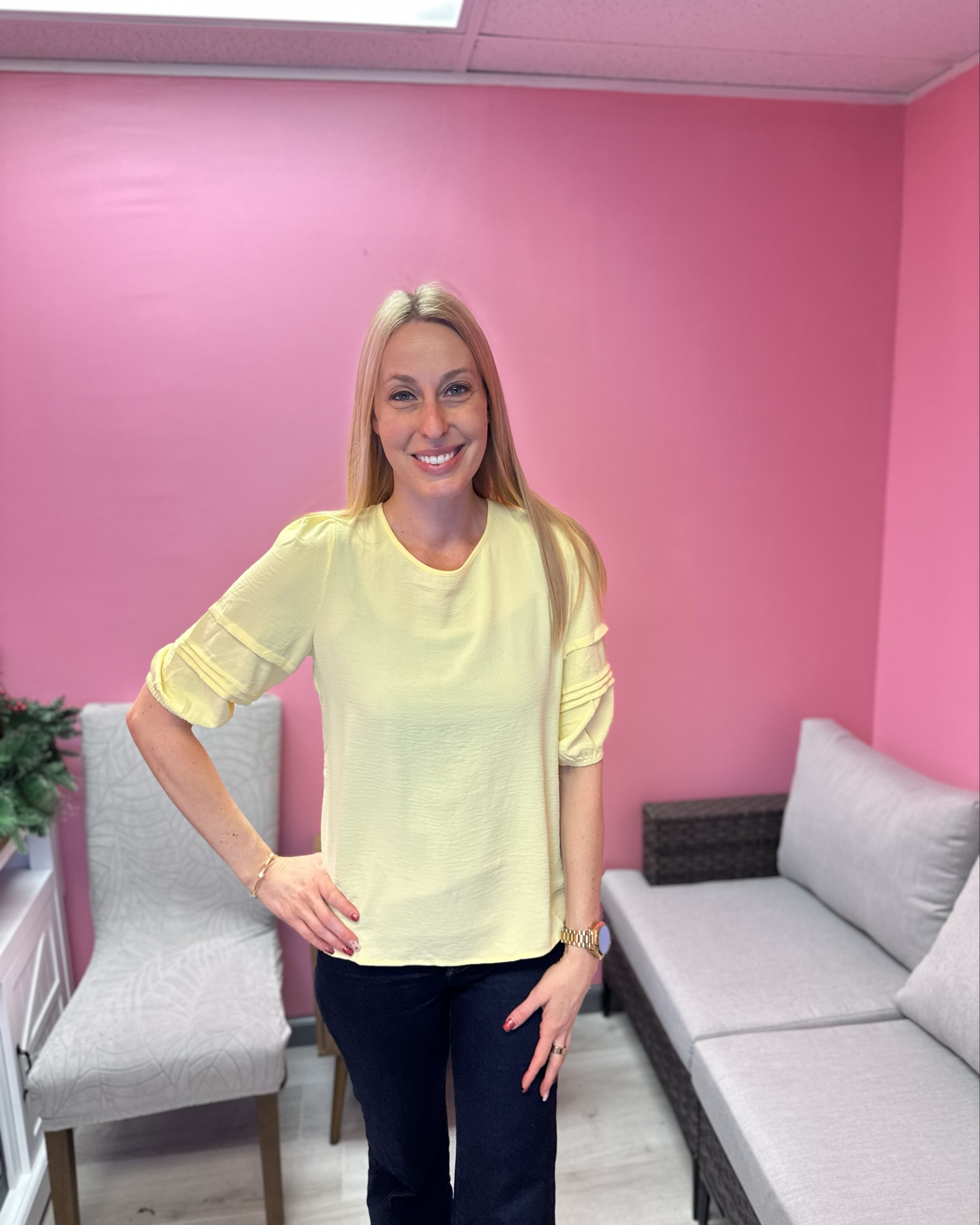 Light yellow blouse that ties in the back 
🤍 this is so cute for work 
🤍it does not stretch but it is looser
🤍 fits true to size, wearing size small and I am 5’10”


#LTKFindsUnder100 #LTKFindsUnder50 #LTKWorkwear