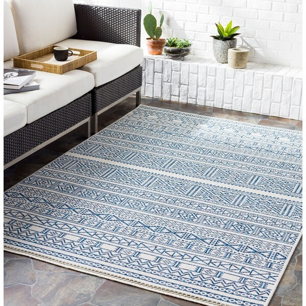 Wade Indoor/ Outdoor Tribal Stripe Area Rug | Bed Bath & Beyond