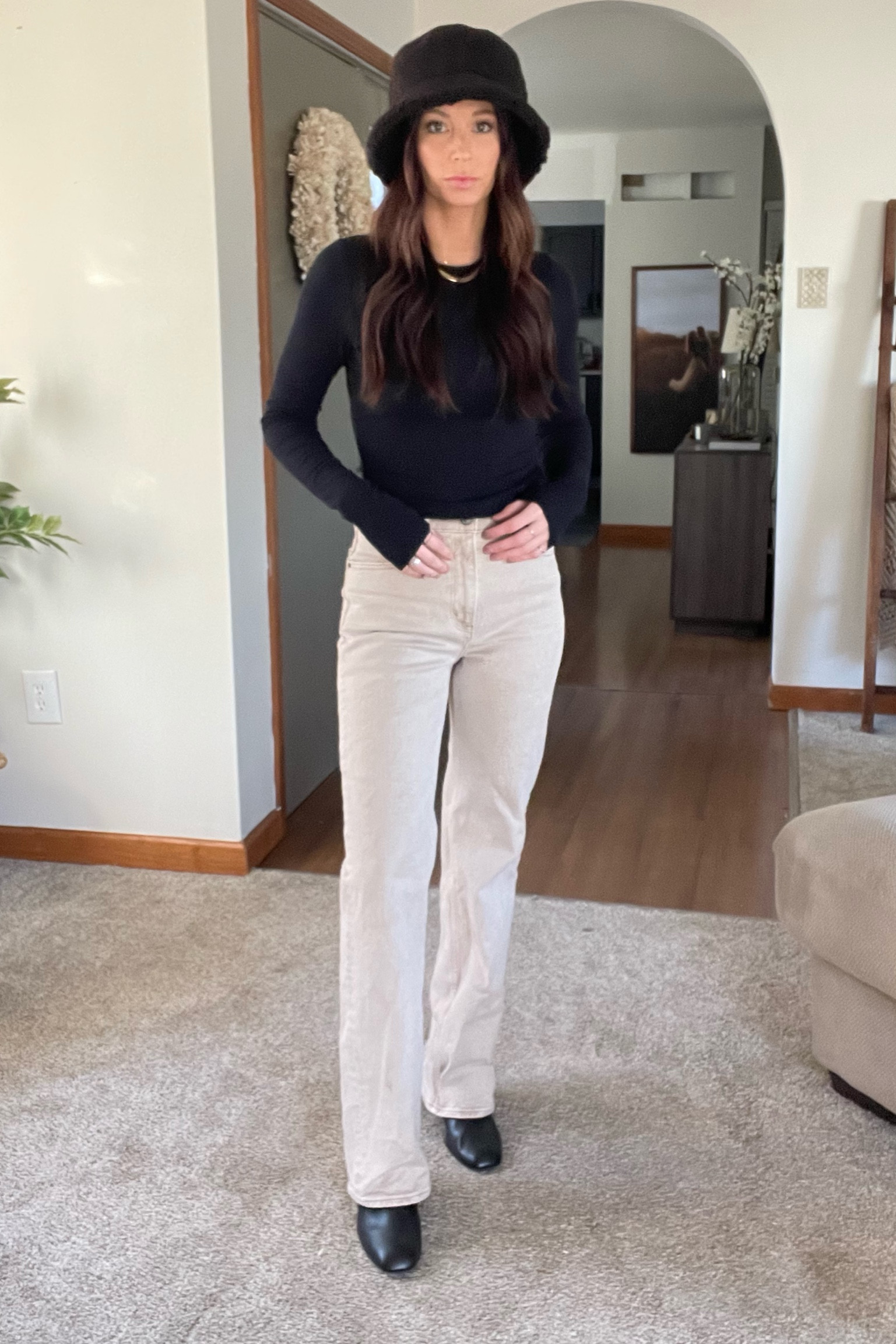 Easy outfit to style with my cute sherpa bucket hat. These Abercrombie jeans are currently my favorite fit and style! 

#LTKstyletip #LTKfit #LTKFind