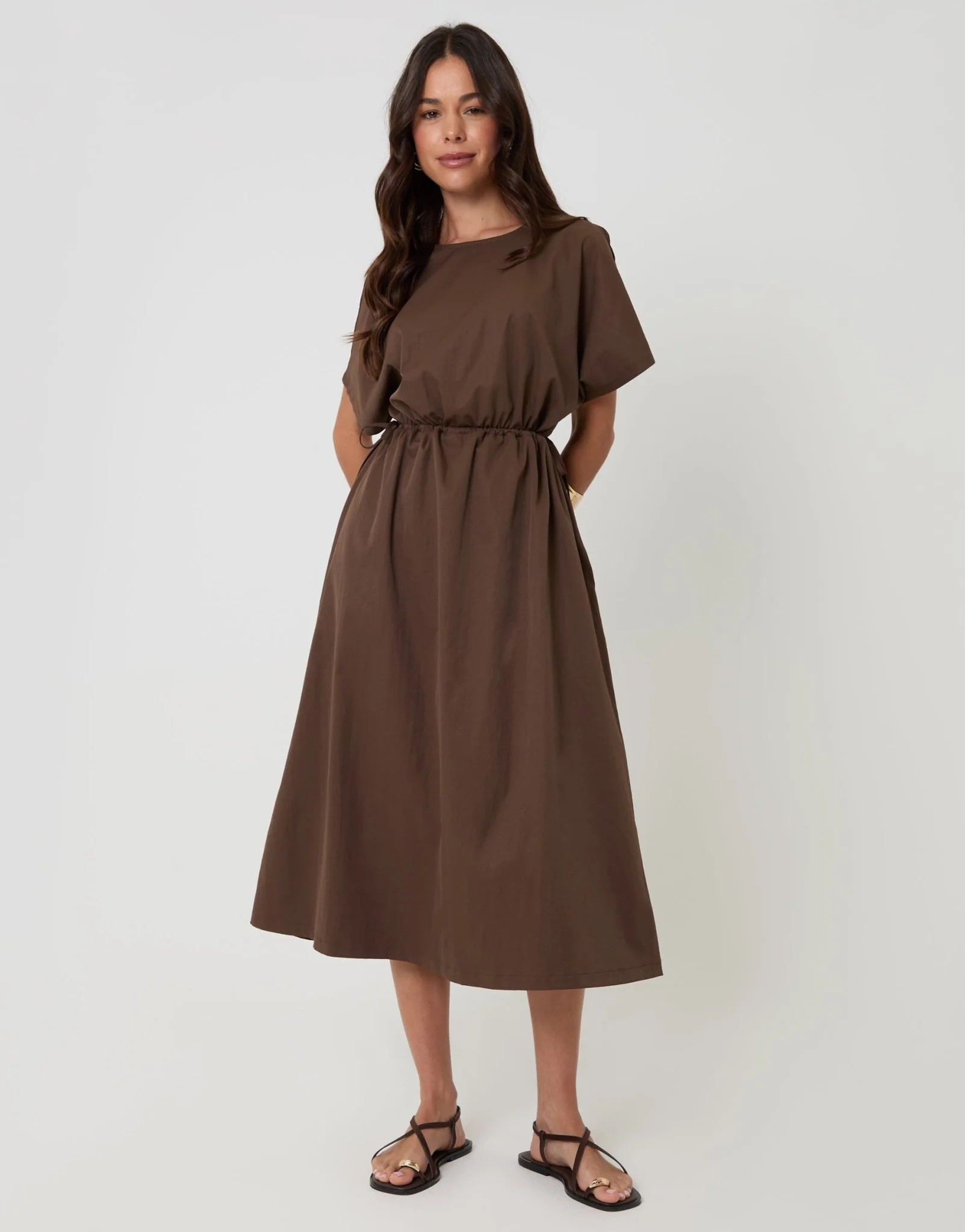Kimono Sleeve Drawstring Waist Midi Dress in Chocolate Brown | Threadbare
