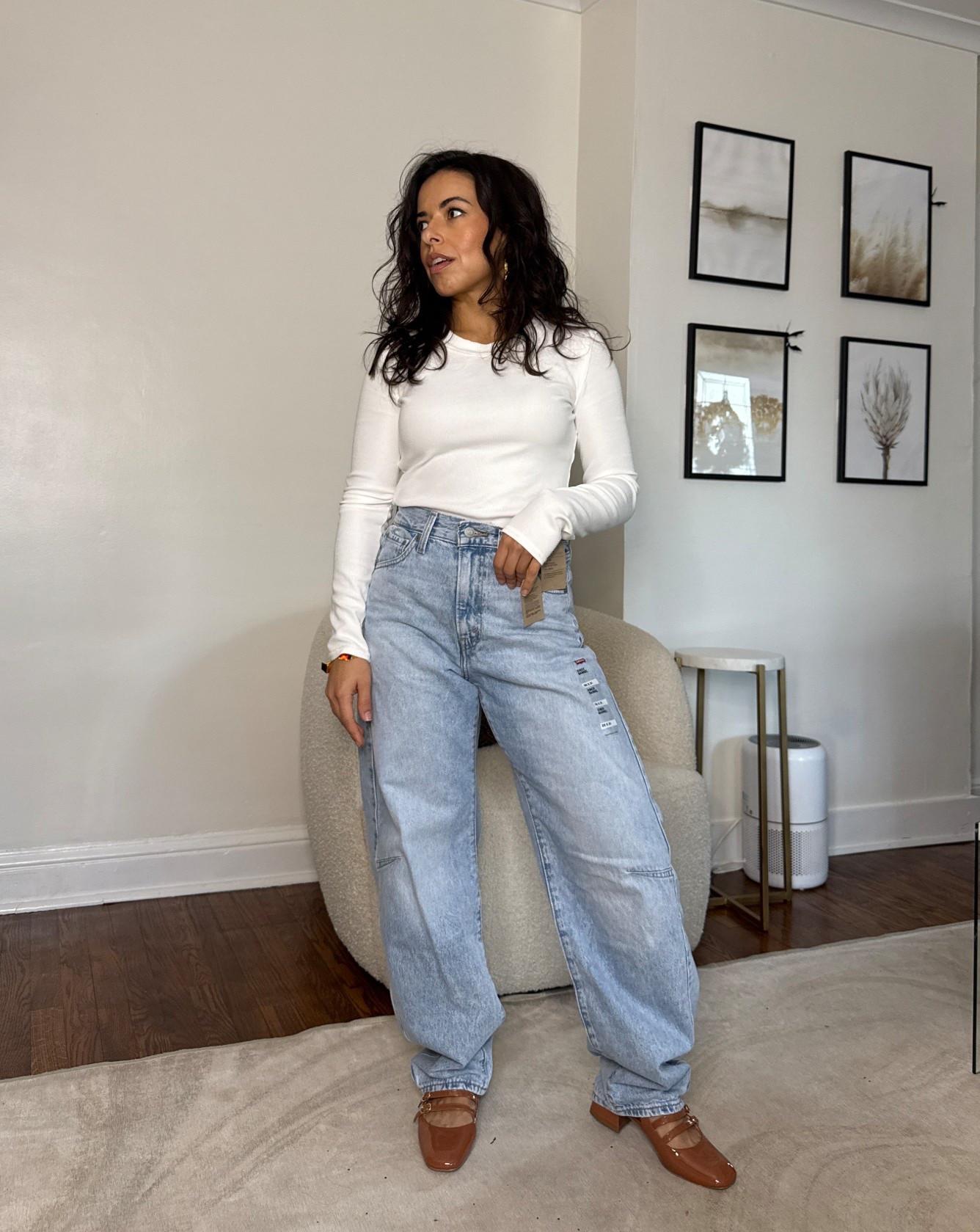 Levi’s Barrel Cinch Jeans. Wearing a size 25. Very comfortable but if your shorter like me (5ft) you may need to get them hemmed! Top and shoes from Amazon!

#LTKPetite