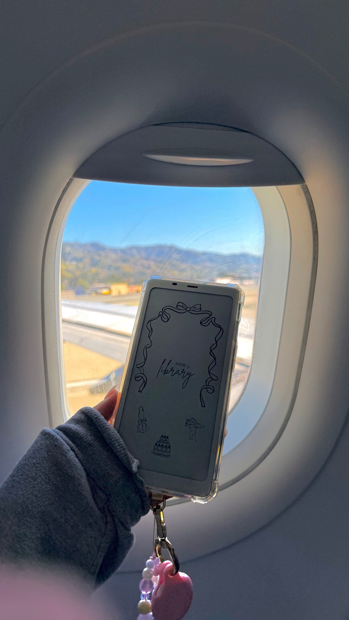 My purse kindle 😊📚 Boox Palma 2

#LTKdayinmylife