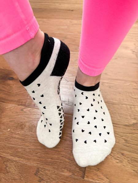Barre socks 
Grip socks 
Workout clothes 

#LTKfindsunder50 #LTKfitness #LTKActive