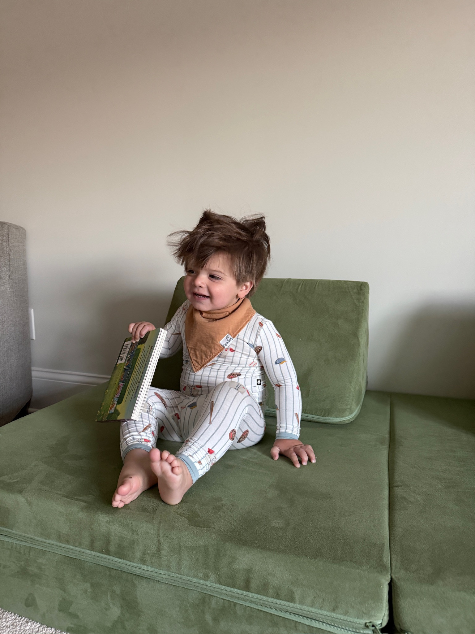 One of our fav clothing brands! @Kyte Baby 

Kyte baby, Kyte baby, kids clothing, kids pjs, Kyte baby sleep sacks, boy mom, Grace white

#LTKBaby #LTKootd #LTKKids