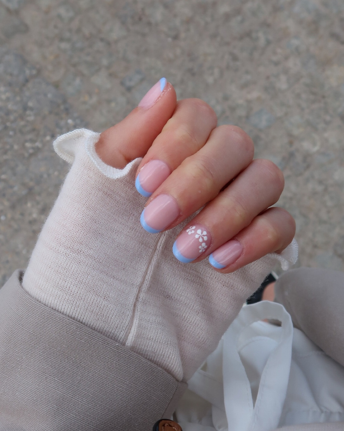 Spring nails 

#LTKeurope #LTKFind #LTKbeauty