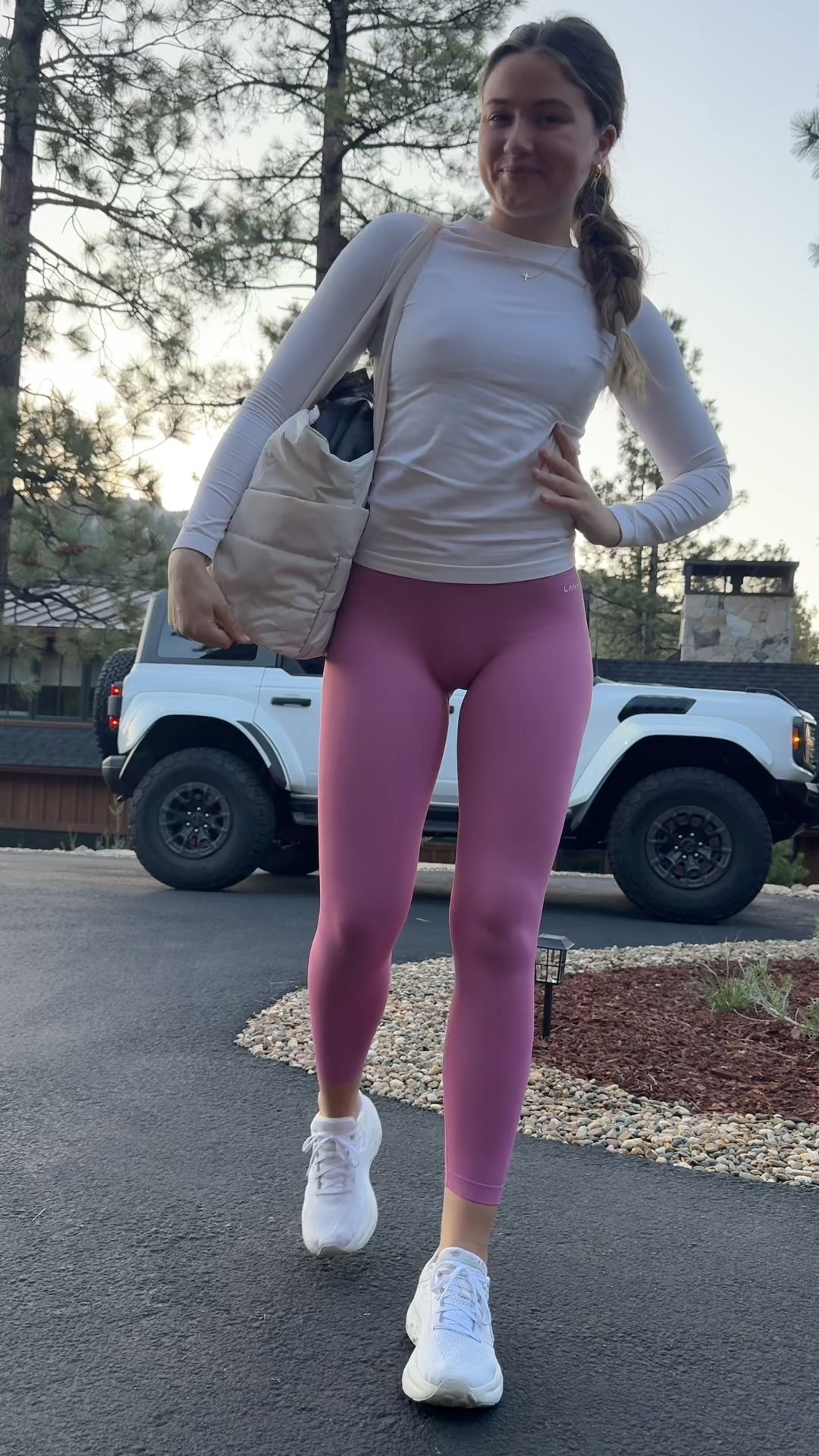 Leggings dupe linked 


#LTKStyleTip #LTKU #LTKActive