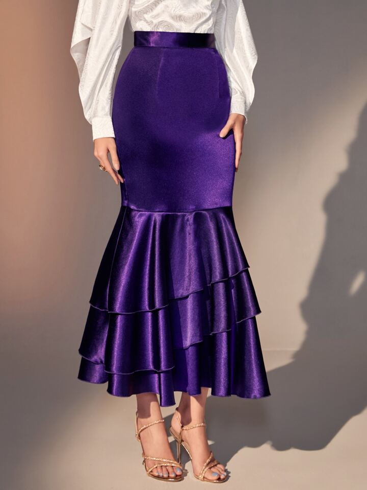 SHEIN Modely Solid Ruffle Hem Satin Skirt | SHEIN
