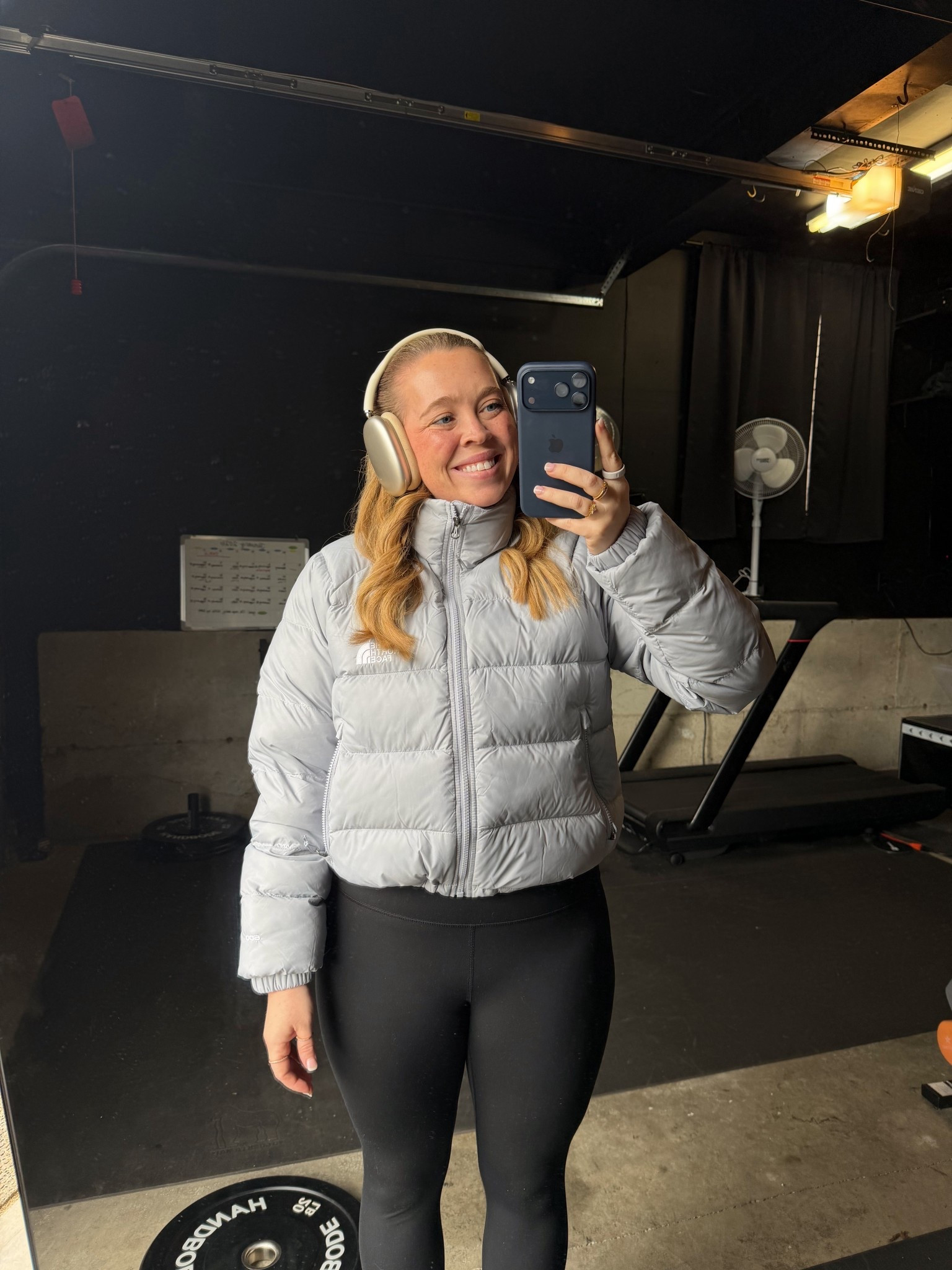 Midsize Winter Outfit ❄️🎧👟 Wearing an L, size up one from your normal jacket size 

Size 10/12 | M/L | 5’3"

#LTKfitnessgoals #LTKActive #LTKootd