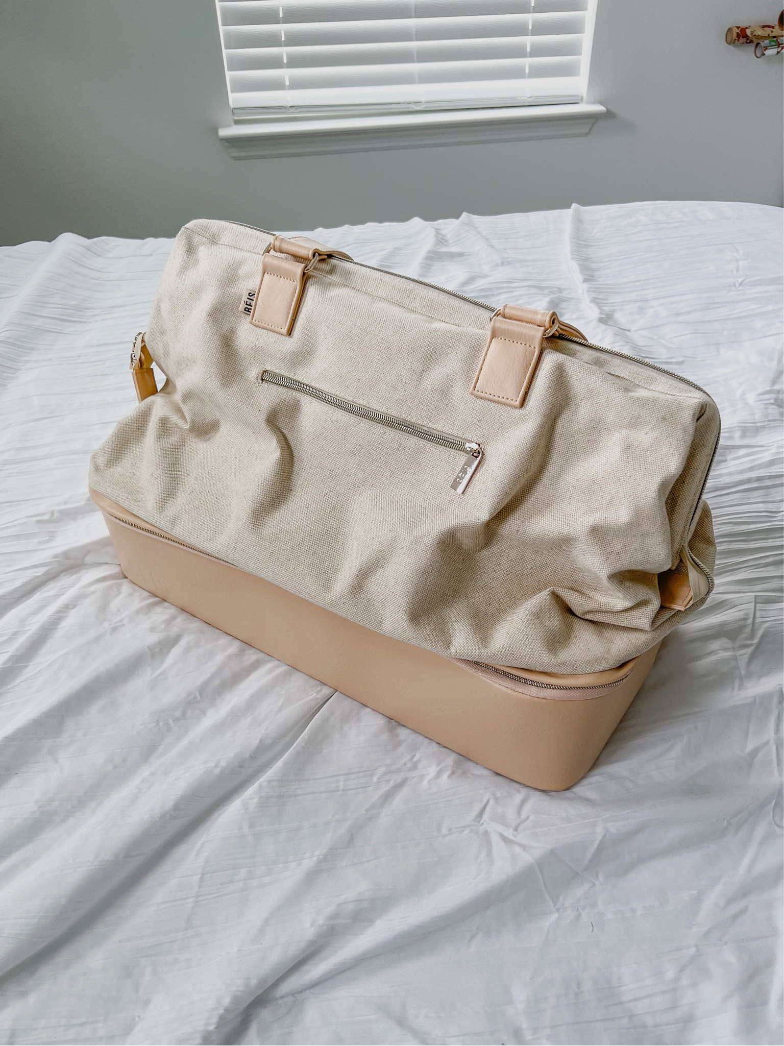 Beis convertible bag dupes on Amazon sale. The one in the picture is the Beis weekender convertible bag 

#LTKFind #LTKstyletip #LTKunder100