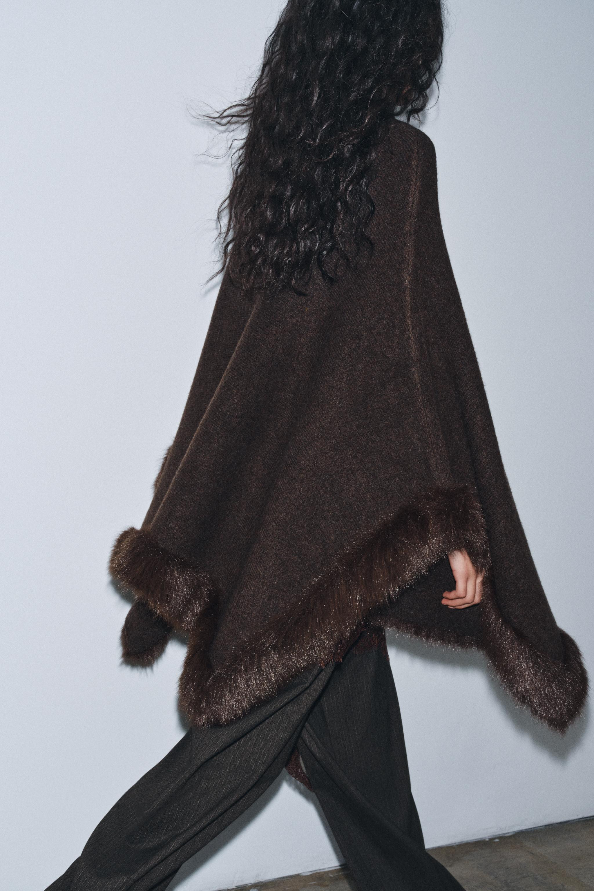 FAUX FUR KNIT CAPE PONCHO | Zara US