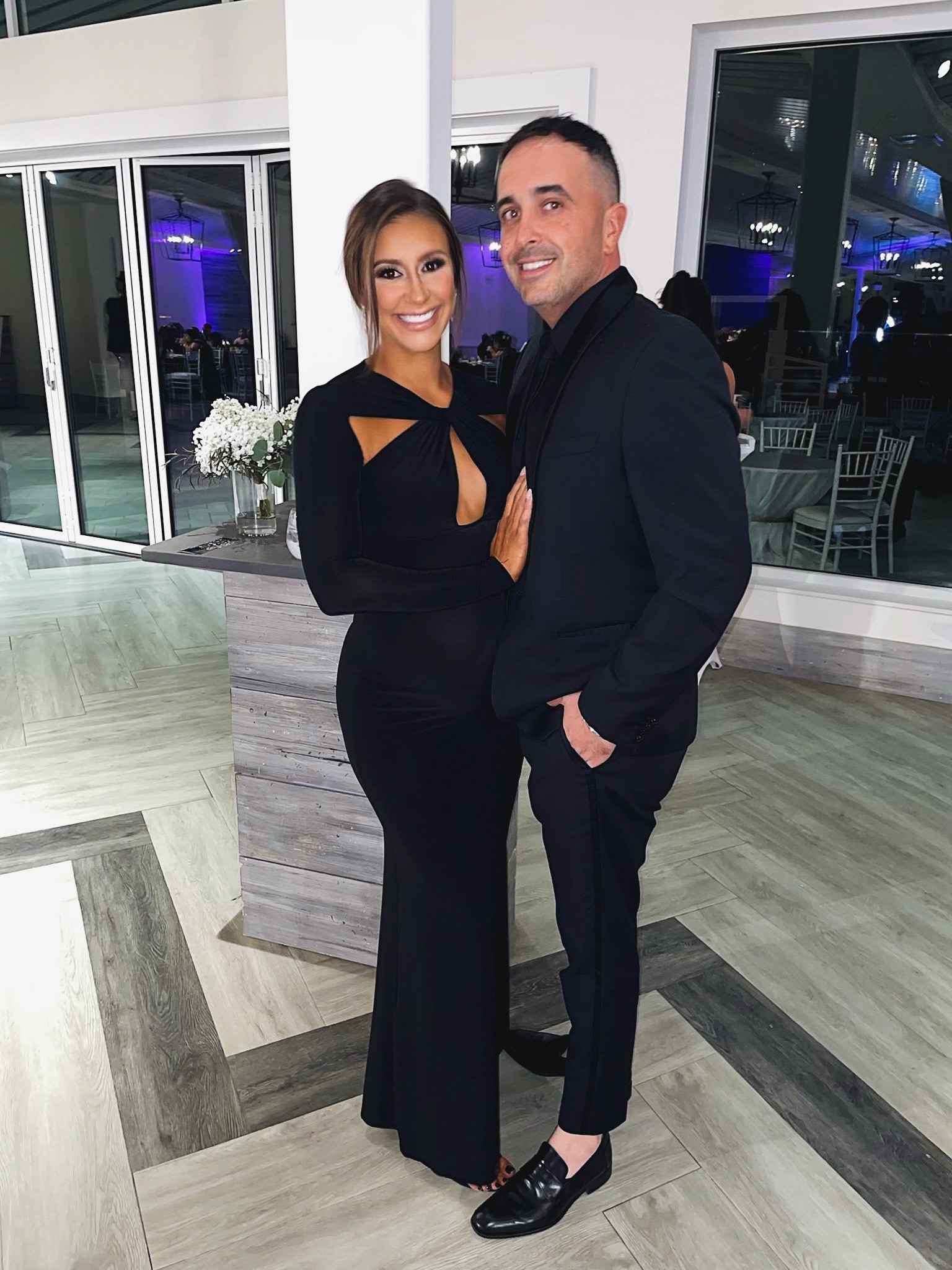 Last wedding of the season 🖤 

•bump friendly, bump style, maternity, 33 weeks pregnant, black long sleeve maxi dress, cut out dress, wedding guest, wedding season, fall wedding

#LTKbump #LTKunder50 #LTKwedding