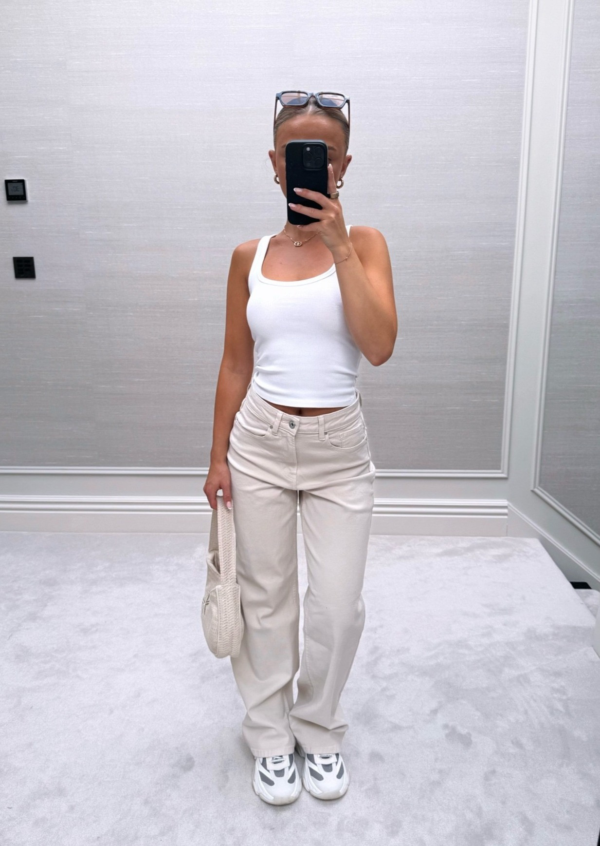 What I ordered vs what I got!!🍋

Outfit inspo ideas summer cream beige high waisted jeans wide leg stretch comfort petite 

 #LTKuk #LTKsummer #LTKpetite